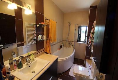 Vilă cu piscină în apropiere de Jolie Ville - 14