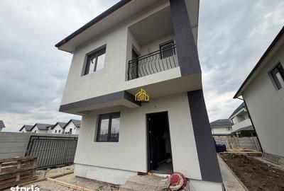 Casă cu 4 camere cu Teren 228 Mp în Central
