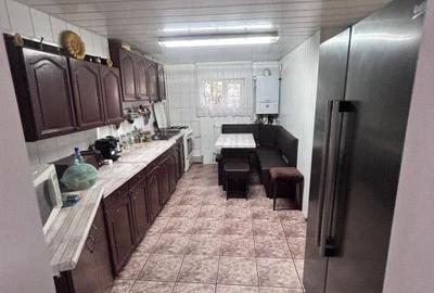 Casă cu 6 camere cu Teren 3.9 Mp în Central - 17