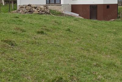 Casă cu 6 camere în Mănăstirea Humorului - 1