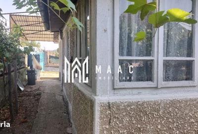 Casă cu 3 camere cu Canalizare în Livezi - 1