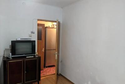 Camera de inchiriat in apartament 2 cam. - 2