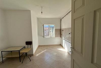 Apartament cu 3 camere decomandat în Central - 15