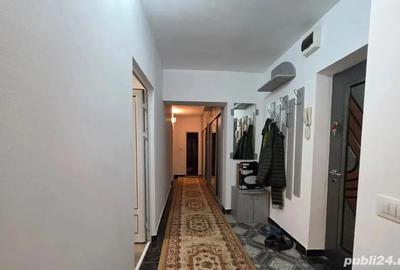 Apartament cu 3 camere decomandat în Păcurari - 1