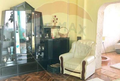 Casa / Vila cu 8 camere de vanzare in zona Nord-Est - 3