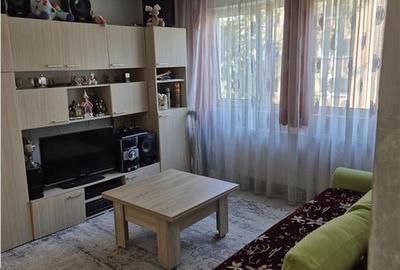 Garsoniera decomandata in bloc de apartamente Astra - 1
