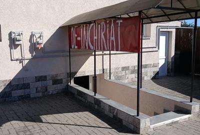 Inchiriez spatiu comercial - 1