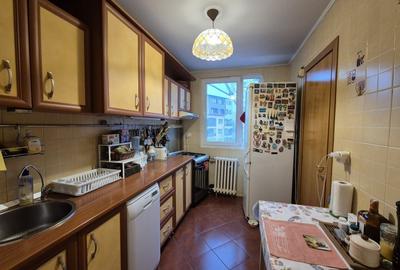 Apartament cu 4 camere decomandat în Păcii - 4