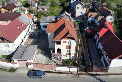Casa cu teren in zona Dambovi?a - 9