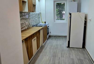 Parter, micro9 Târgoviște, str. Prof. A. Vasilescu ,vânzare apartament 2camere - 8