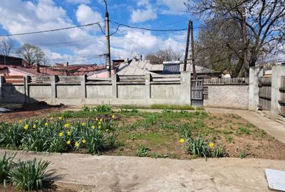 Casă cu 2 camere cu Teren 350 Mp în Rahova - 3