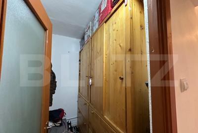 Apartament cu 3 camere decomandat, balcon, loc de parcare - 1