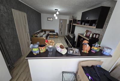 Apartament cu 3 camere semidecomandat, mobilat în Colentina - 23