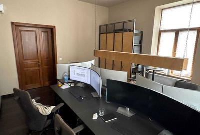 Spațiu comercial, de 44 mp, în Central - 7