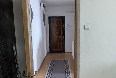 Apartament cu 2 camere decomandat în Florilor - 4