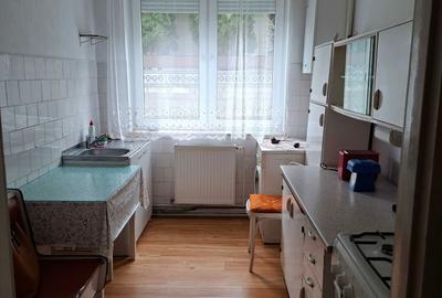 Apartament cu 3 camere decomandat în Central - 8