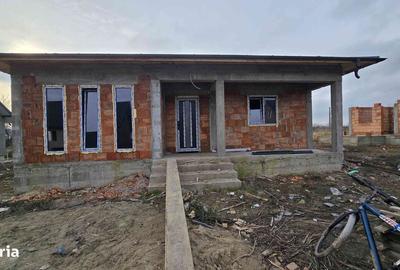 Casă cu 3 camere în Holboca - 8