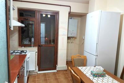 Apartament cu 2 camere, mobilat în Port - 5