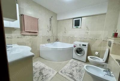 Apartament cu 3 camere semidecomandat, mobilat în Central - 1