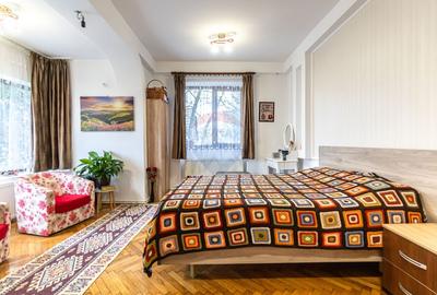 Casă individuală cu 8 camere cu Garaj în Ozun - 15