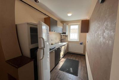 Apartament cu 4 camere semidecomandat, mobilat în Central - 11