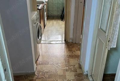 Apartament cu 3 camere semidecomandat în Periferie - 9