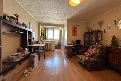 Garsoniera Titan Bloc 1978 Reabilitat 32 Mp Gata De Renovare 8 Min Metrou - 1