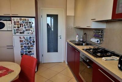 Mobilat si utilat la et intermediar linga Mall - 6