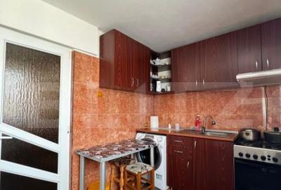 Garsoniera de vanzare, decomandata , zona Micro 3 - 2