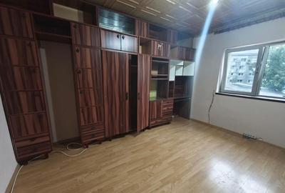 Garsoniera de vanzare, etaj 1, 30 mp, Siret - 5