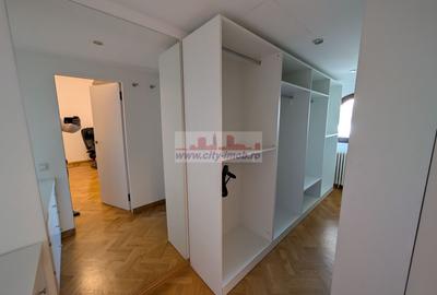 Casă individuală cu 9 camere cu Canalizare în Dacia - 45