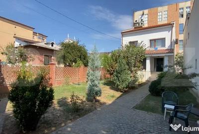 Casă cu 5 camere cu Teren 370 Mp în George Enescu - 8