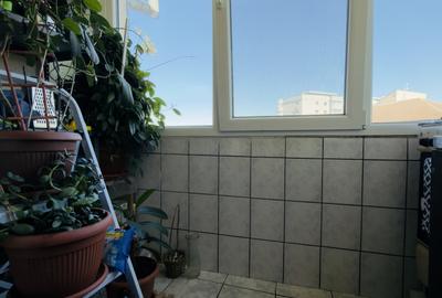Apartament cu 3 camere decomandat, mobilat în Steaua - 12