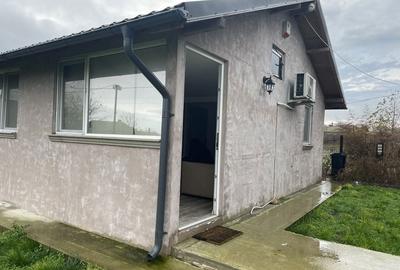 Casă cu 3 camere în Vadu - 3