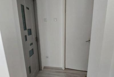 Apartament cu 3 camere semidecomandat în Central - 8