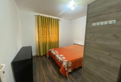Apartament cu 2 camere decomandat în C5 - 6