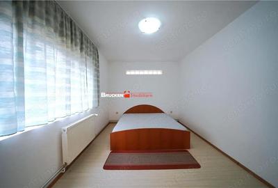 Casă cu 2 camere cu Teren 1133 Mp în Sud - 4