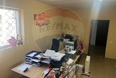 Spațiu industrial, de 300 mp, în Central - 6