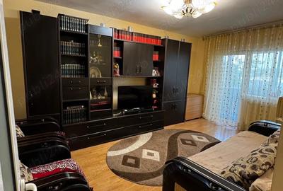 De vanzare apartament cu 3 camere, etaj 3, vis a vis de magazinul Penny, in Urziceni, Ialomita, - 4
