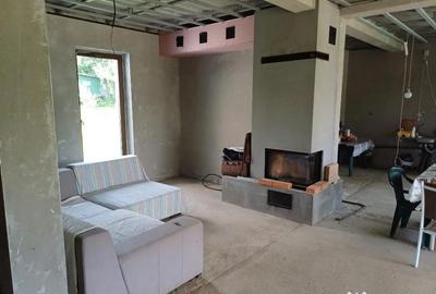 Casă cu 5 camere cu Teren 3000 Mp în Tăuții de Sus - 3