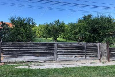 Teren de 823 mp, în Alămor - 4