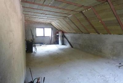 Casa / Vila cu 6 camere de vanzare - 3