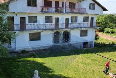 Hotel/Pensiune, de 1,650 mp, în Baia de Fier - 3