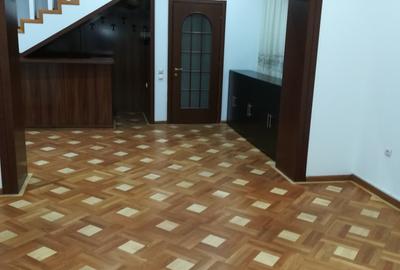Zona Calea Mosilor vila 7 camere - 2