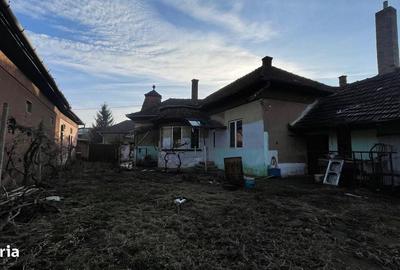 Casă cu 4 camere cu Canalizare în Ultracentral - 6