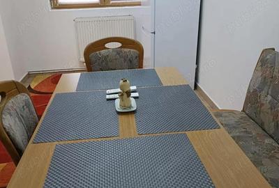 Apartament cu 4 camere decomandat în Central - 2