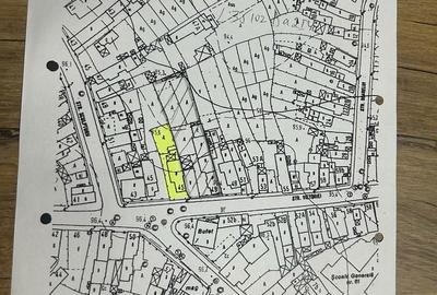 Casă cu 4 camere cu Teren 408 Mp în Central