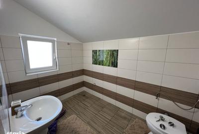 Casă cu 4 camere decomandat cu Canalizare în Turnișor - 2