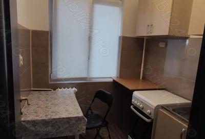 Garsonieră decomandată în Aradului - 2