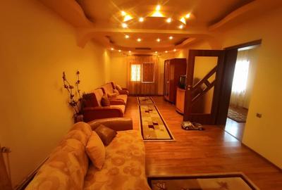 Casă individuală cu 16 camere cu Canalizare în Lascăr Catargiu - 2